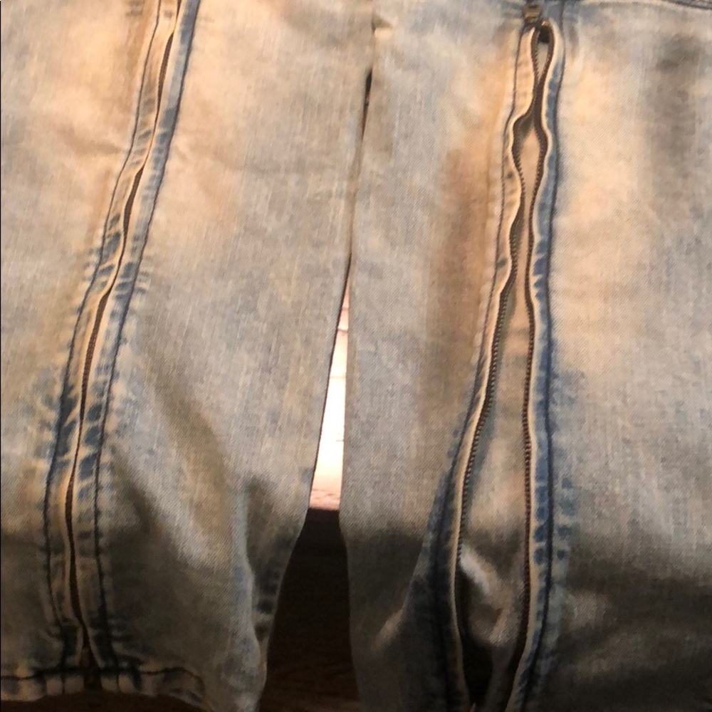 Robin Jeans - Picture 3 of 6